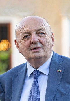 Ministro all'ambiente