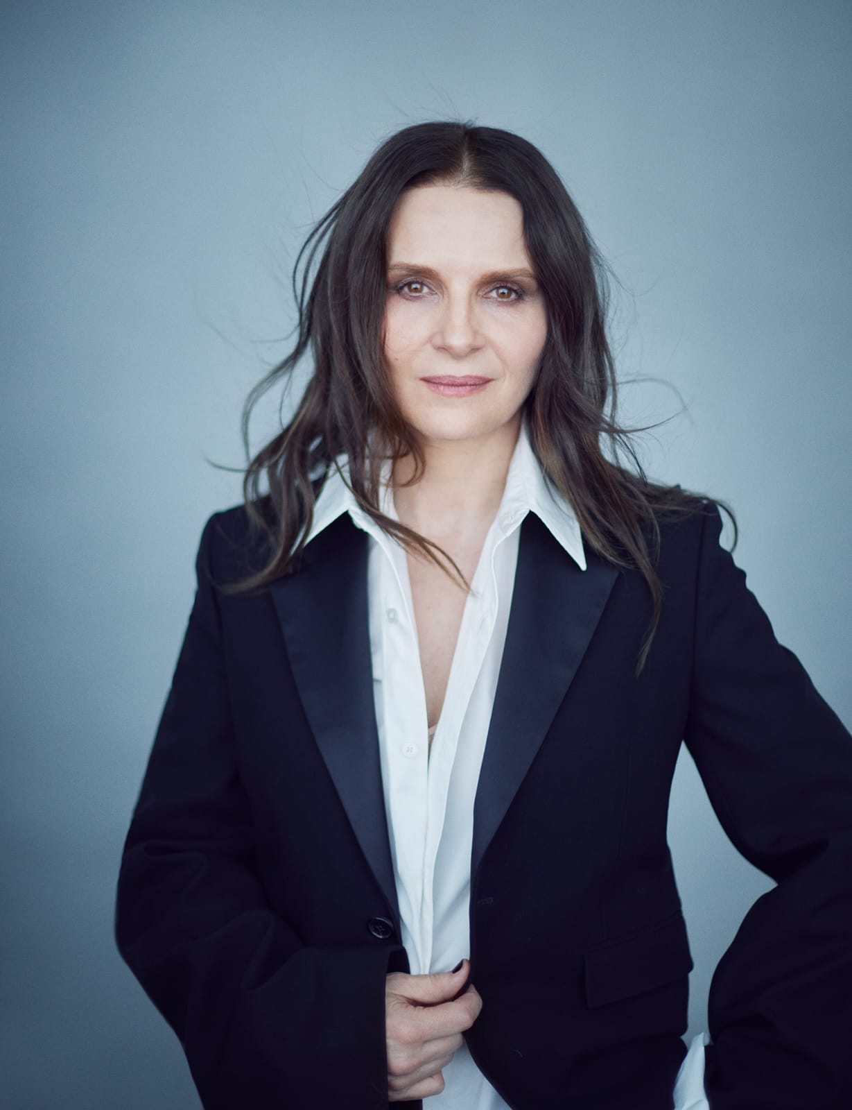 OFF_Juliette-Binoche_director_c-Patrick-Swirc-modds.jpg