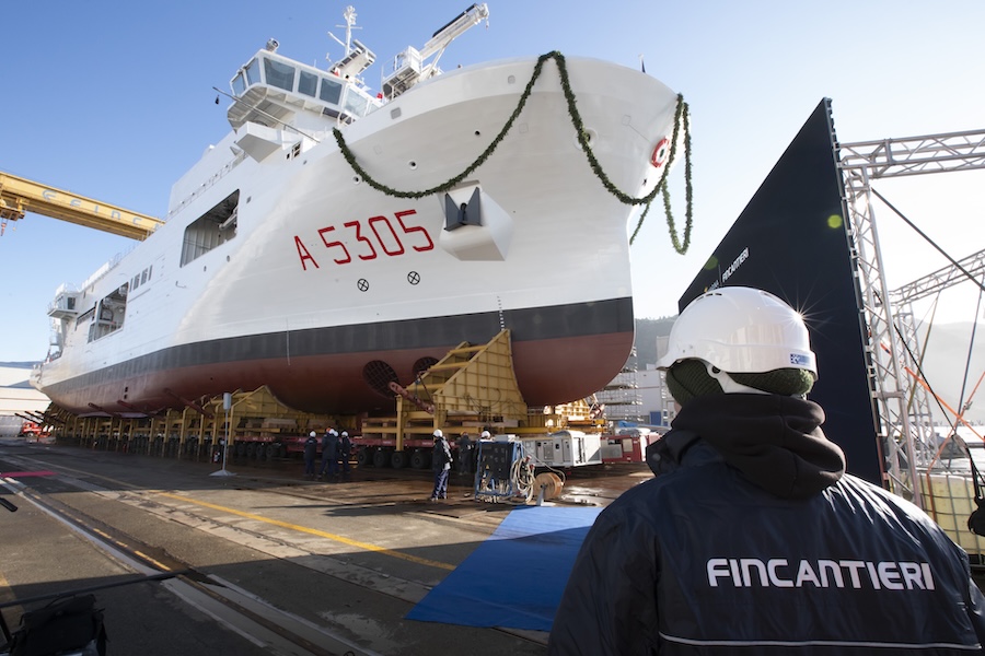 Varo nave Quirinale cantiere Fincantieri Riva Trigoso Marina Militare unità idro-oceanografica Liguria